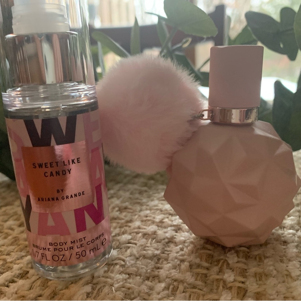 Ariana Grande Sweet Like Candy duo.